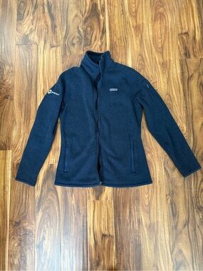 Patagonia Women’s Dark Navy Zip-Up Fleece Jacket